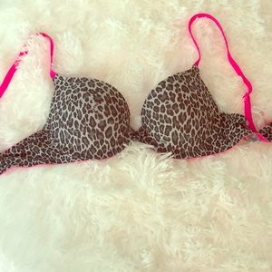 PINK Victoria’s Secret leopard push-up bra - 32C